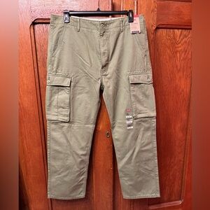 Levi's Green Ace Cargo Pants Relaxed Fit 36x30 NWT